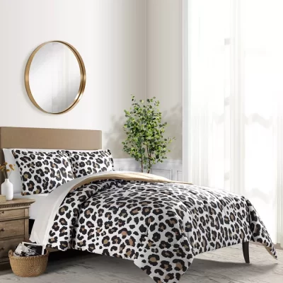 In the Wild 2-Pc. Twin Comforter Set